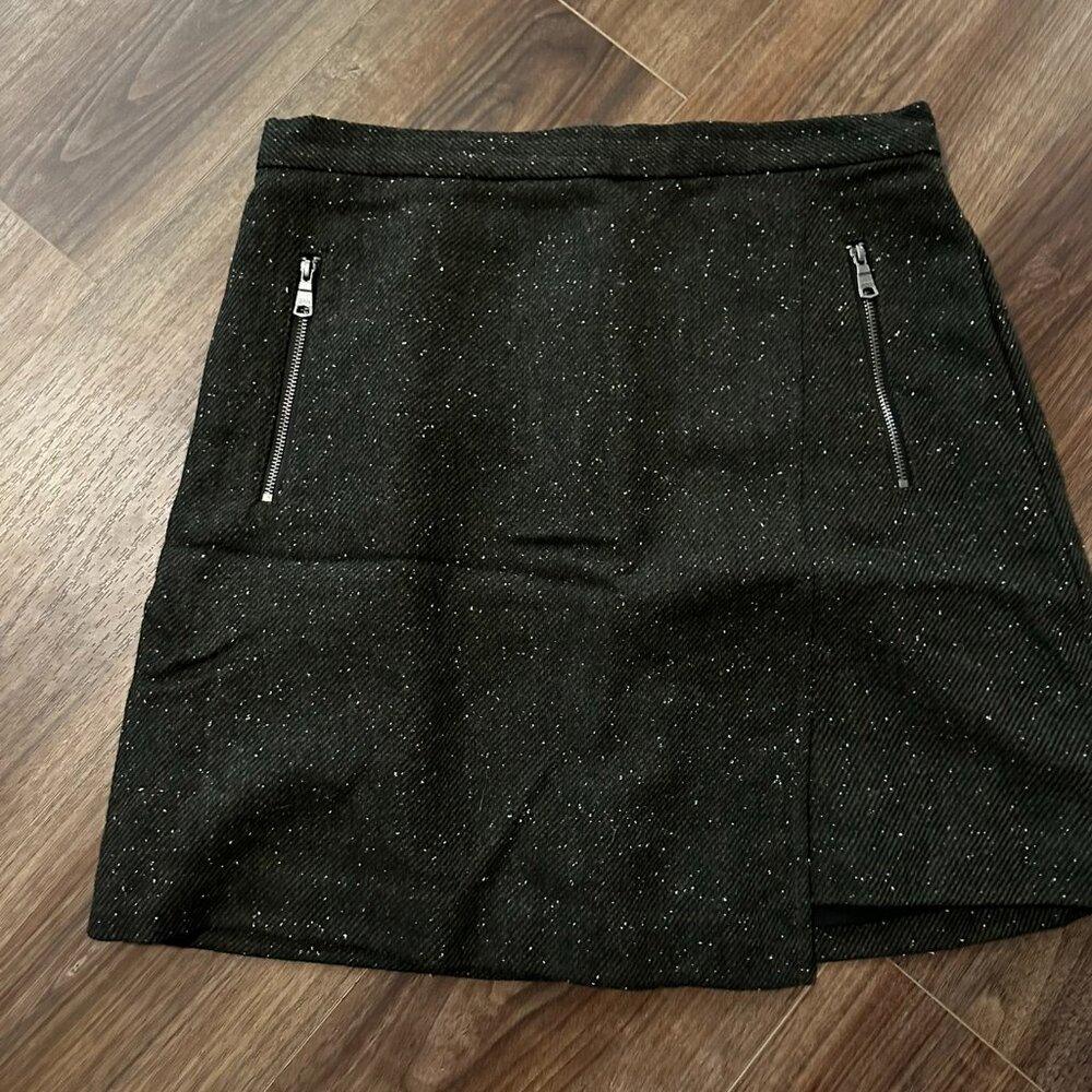 Banana Republic Green Wool Mini Skirt - Size 6